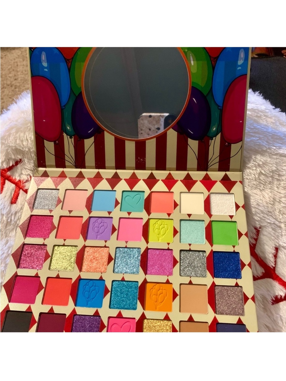 NWT Remi Circus Clown Eyeshadow Palette -💛 - Picture 3 of 9